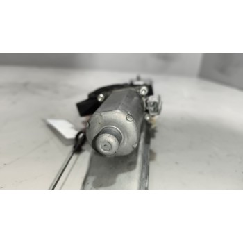 Recambio de elevalunas delantero derecho para nissan trucks atleon tk160.95 referencia OEM IAM 807009X001  
