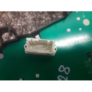 Recambio de cuadro instrumentos para peugeot 207 confort referencia OEM IAM 9662904080 100143340 18 PINS