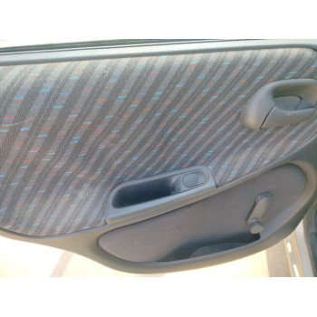 opel astra f berlina del año 1997
