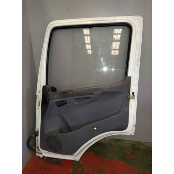 Recambio de puerta delantera derecha para mercedes-benz axor 2-ejes 18 ton 2004 referencia OEM IAM   