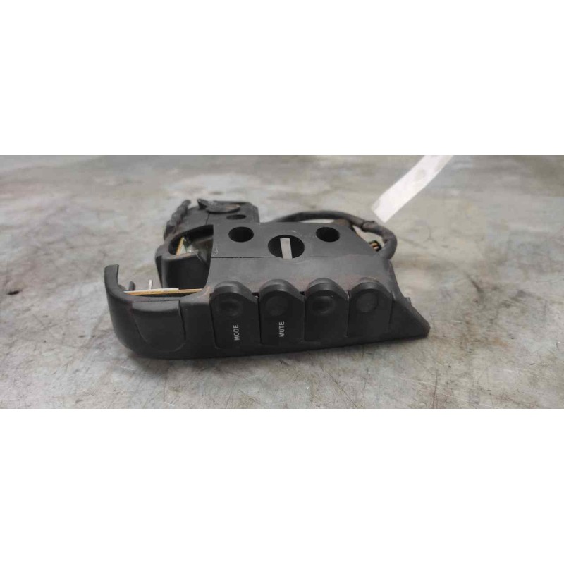 Recambio de mando volante para ssangyong kyron 270 xdi limited 4wd referencia OEM IAM MJ7K100975 9 PINS 2