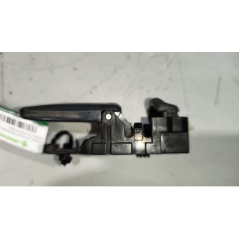 Recambio de maneta interior delantera derecha para nissan trucks atleon tk160.95 referencia OEM IAM 806700X000 8067090J00 