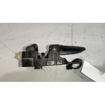 Recambio de maneta interior delantera derecha para nissan trucks atleon tk160.95 referencia OEM IAM 806700X000 8067090J00 