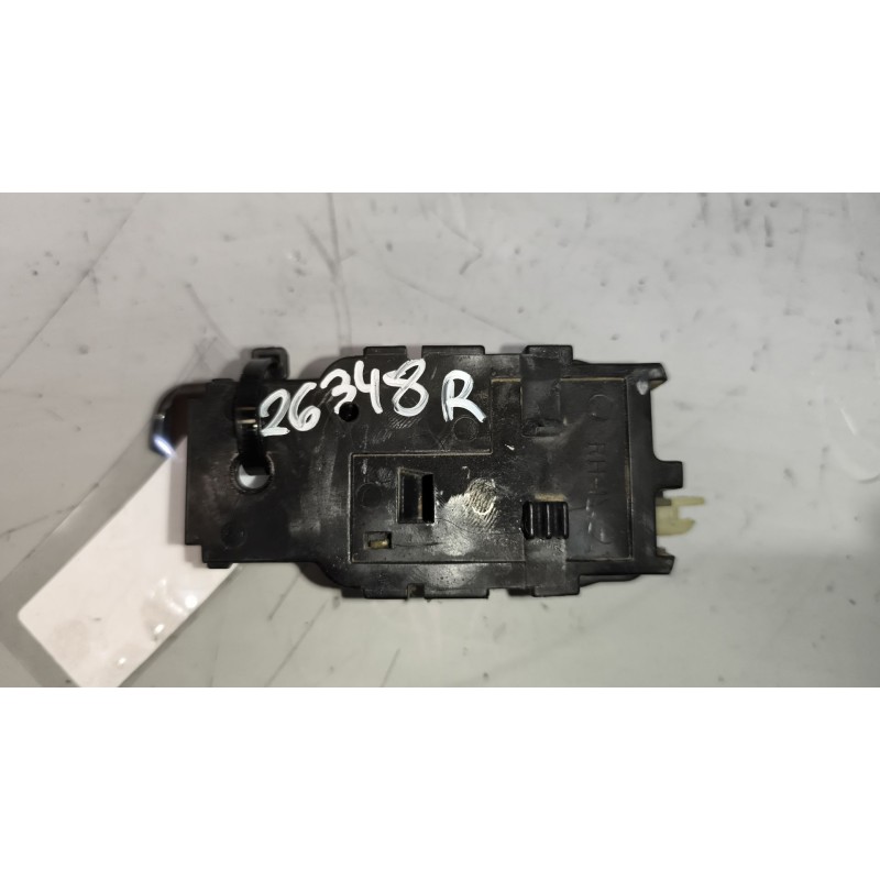 Recambio de maneta interior delantera derecha para nissan trucks atleon tk160.95 referencia OEM IAM 806700X000 8067090J00 - Blanco 4