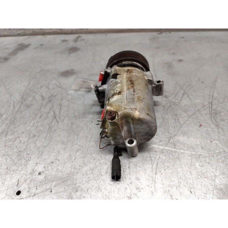 Recambio de compresor aire acondicionado para bmw serie 3 berlina (e46) 320d referencia OEM IAM - Blanco 2