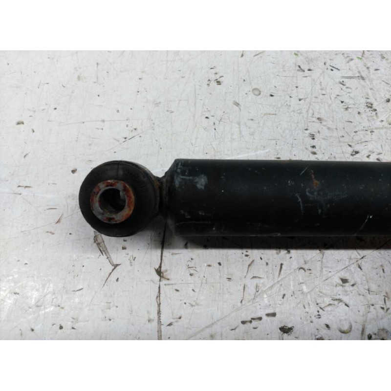 Recambio de amortiguador trasero izquierdo para peugeot 308 confort referencia OEM IAM 2