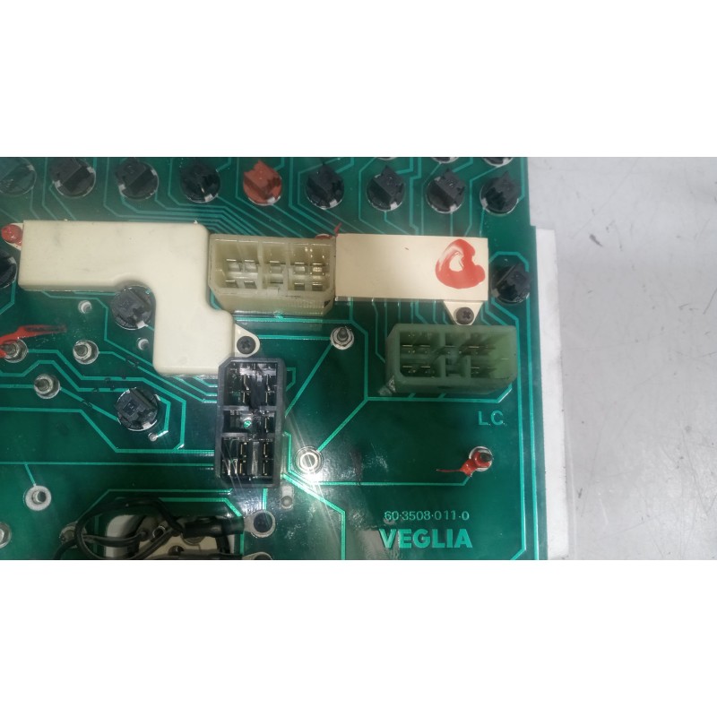 Recambio de cuadro instrumentos para iveco daily caja abierta / volquete 30-10 classic, caja abierta referencia OEM IAM 4845272 2
