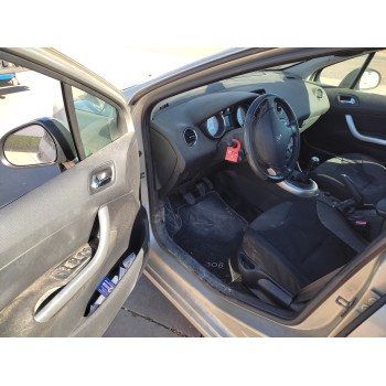peugeot 308 del año 2008