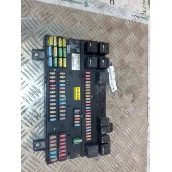 CAJA RELES / FUSIBLES 20568055 