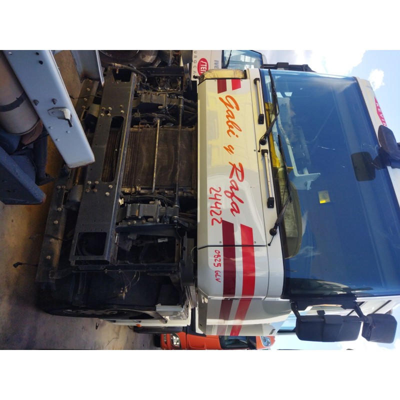 RENAULT MAGNUM AB 2005
