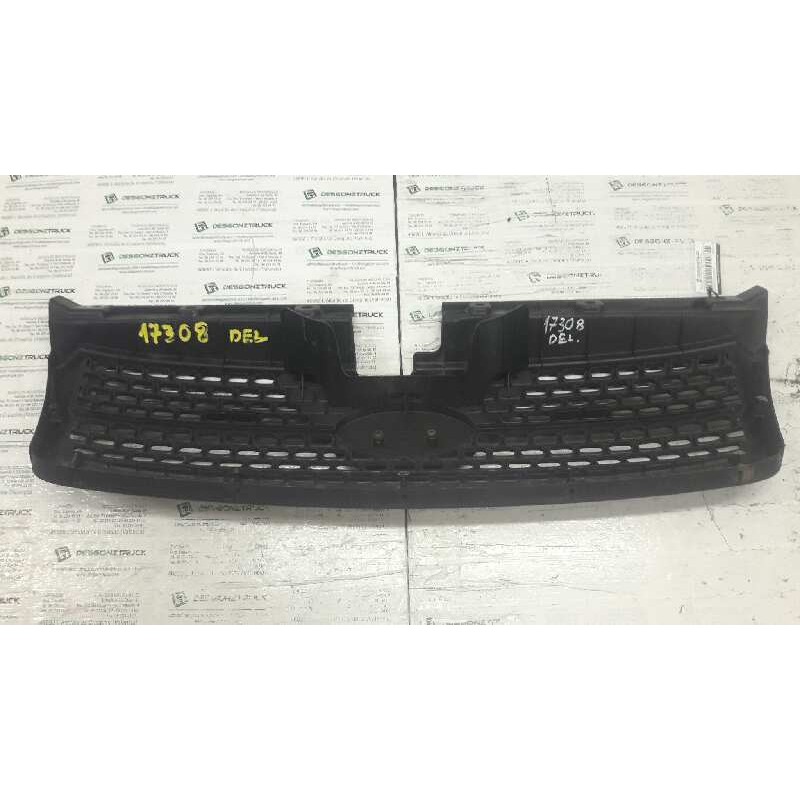 Recambio de rejilla delantera central para hyundai matrix (fc) 1.6 gls edition-plus referencia OEM IAM 8656117400 2