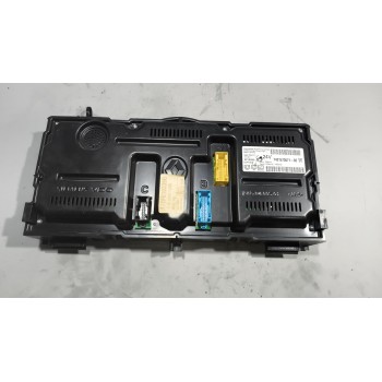 Recambio de cuadro instrumentos para renault magnum ab diesel referencia OEM IAM 7421573671  