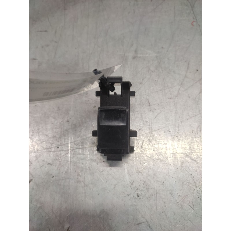 Recambio de mando elevalunas delantero derecho para toyota rav 4 (a3) luna referencia OEM IAM  5 PINS 