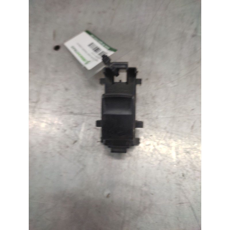 Recambio de mando elevalunas trasero derecho para toyota rav 4 (a3) luna referencia OEM IAM  5 PINS 