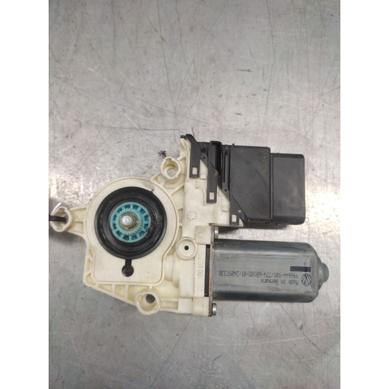 Recambio de motor elevalunas trasero derecho para volkswagen touran (1t2) advance referencia OEM IAM 1K0959704J  