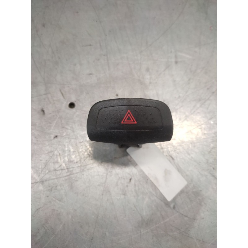 Recambio de warning para nissan primera berlina (p12) acenta referencia OEM IAM  8 PINS 