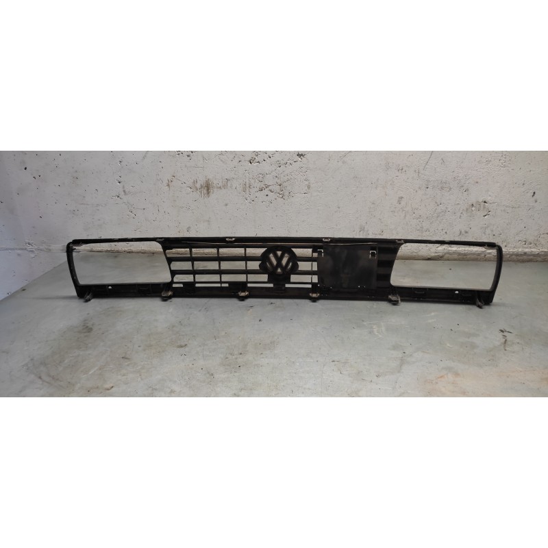Recambio de rejilla delantera para volkswagen jetta (165/167) 1.6 referencia OEM IAM 165853664B 2