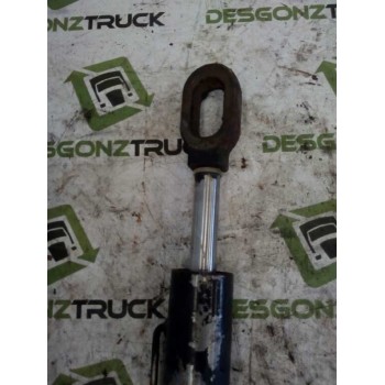 Recambio de brazo elevacion cabina para mercedes trucks lk/ln2 1120 (201-211cv) referencia OEM IAM 6745530105  
