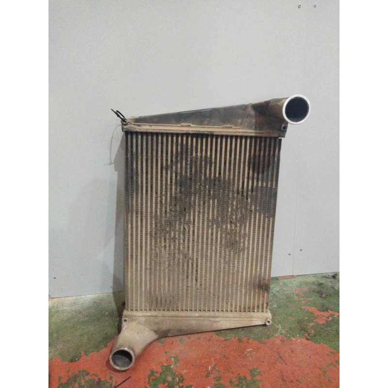 Recambio de intercooler para volvo fl 618 interc. 180/210/220/250 5.5 diesel referencia OEM IAM 3183982 - Blanco 2