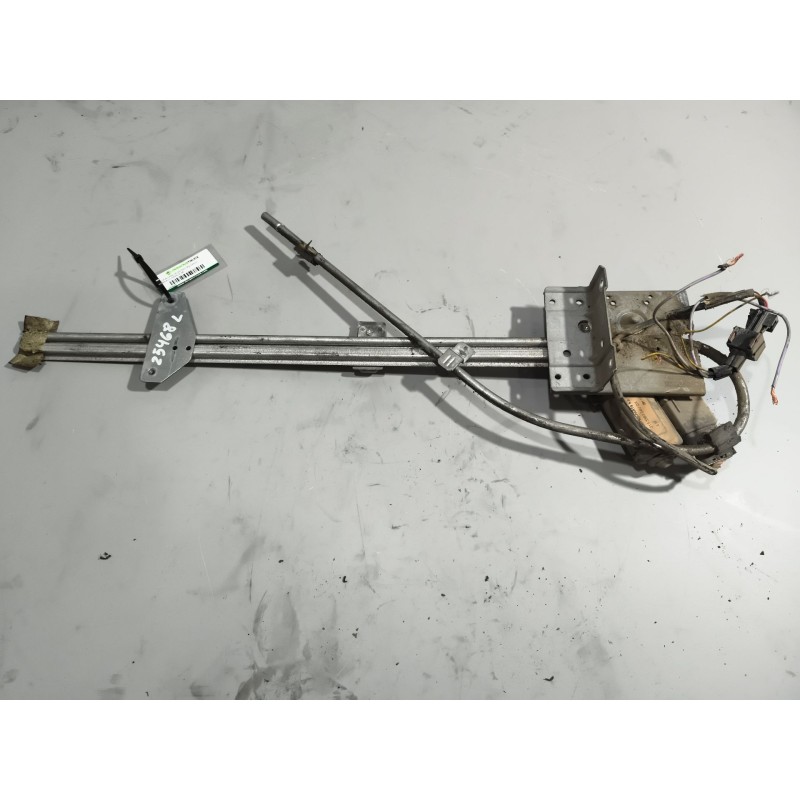 Recambio de elevalunas delantero izquierdo para renault magnum ab diesel referencia OEM IAM   