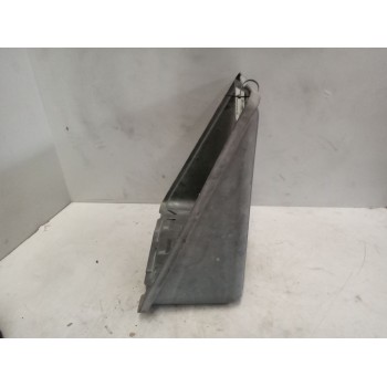Recambio de tapa bateria para iveco eurocargo 05.03  5.9 diesel referencia OEM IAM 504077600  