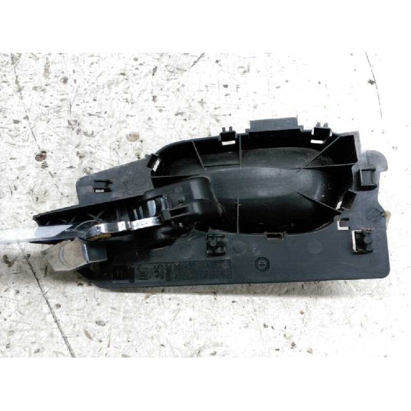 Recambio de maneta interior delantera derecha para peugeot 307 (s1) xs referencia OEM IAM 9643604477 2