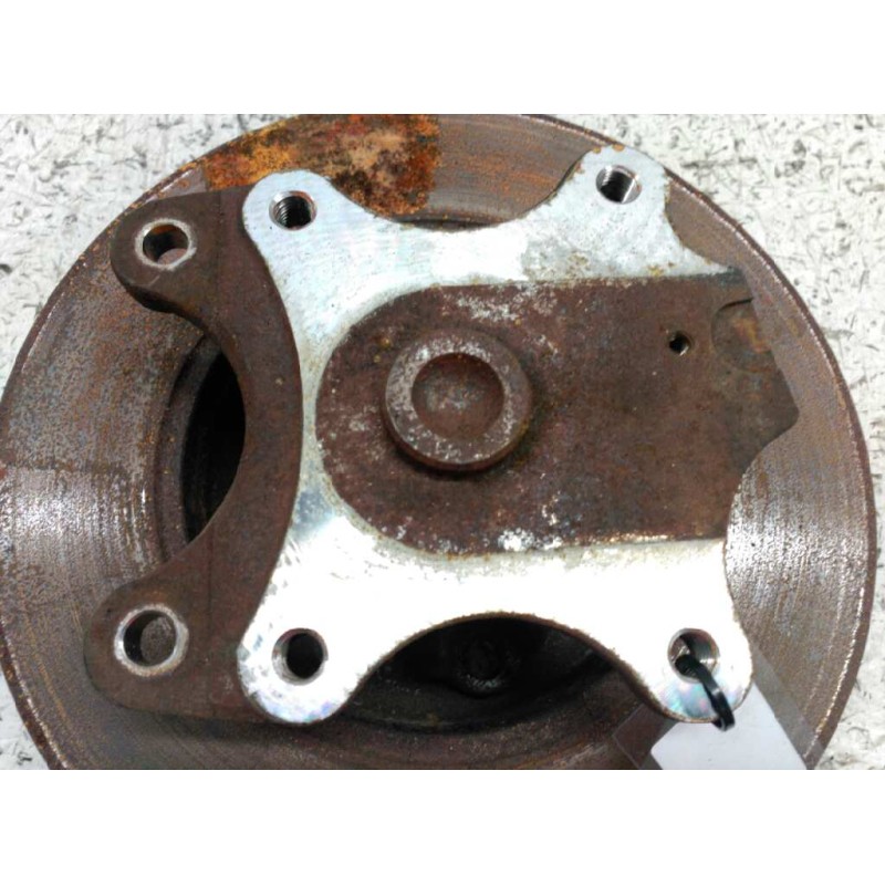 Recambio de mangueta trasera izquierda para peugeot 308 confort referencia OEM IAM 3