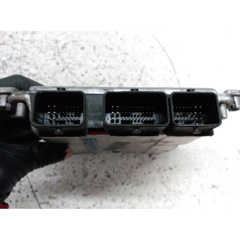 Recambio de centralita motor uce para peugeot 206 berlina referencia OEM IAM 9642013980 0281010594 BOSCH - Blanco 3