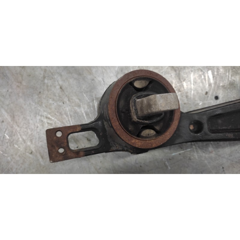 Recambio de soporte para mercedes-benz vito kasten (639) 2.1 cdi referencia OEM IAM A6393530595 GRUPO TRASERO - Blanco 2