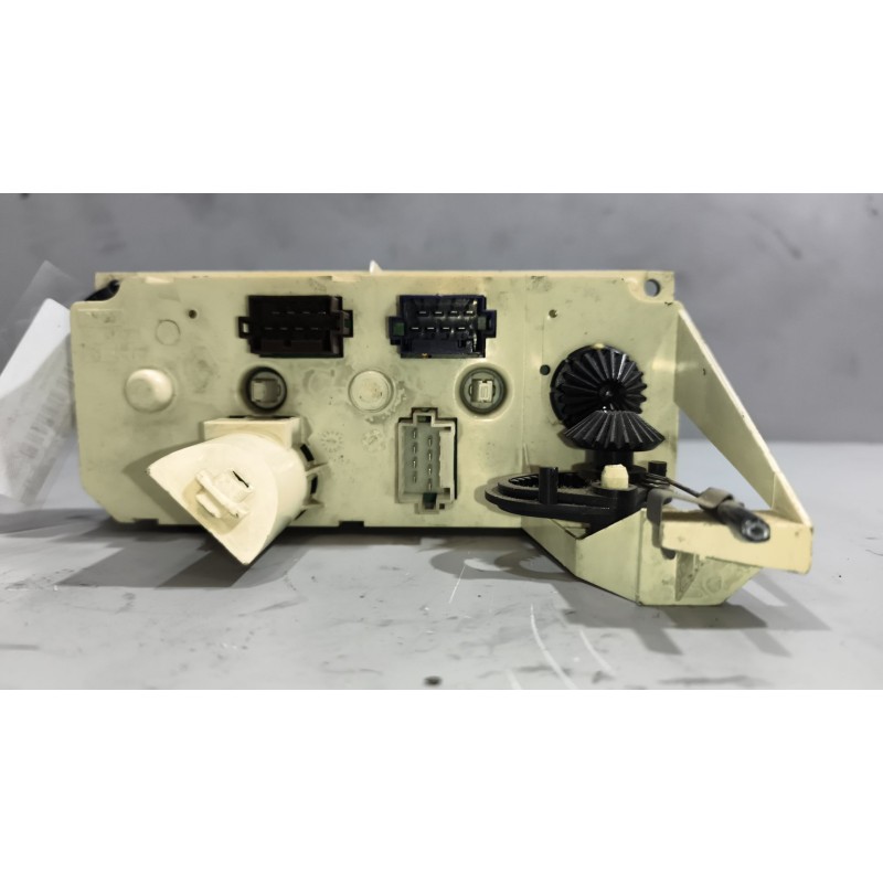Recambio de mando calefaccion / aire acondicionado para renault magnum ab diesel referencia OEM IAM 5010290297 - Blanco 2