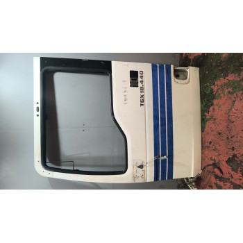 PUERTA DELANTERA IZQUIERDA 81626004129 