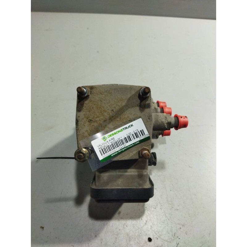 Recambio de valvula aire para renault midlum 4.8 diesel referencia OEM IAM 21122038 K020625 VALVULA EBS - Blanco 2