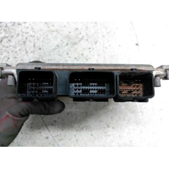 Recambio de centralita motor uce para peugeot 307 (s1) xs referencia OEM IAM 9644606180 0281010779 BOSCH