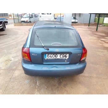 kia rio del año 2002