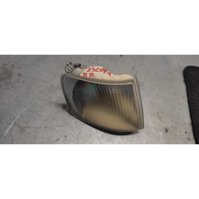 Recambio de piloto delantero derecho para ford escort berl./turnier 1.3 cat (hcs) referencia OEM IAM