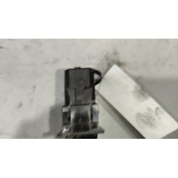 Recambio de mando elevalunas delantero derecho para renault magnum ab diesel referencia OEM IAM   