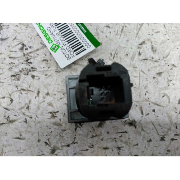 Recambio de boton antivaho para ford focus sportbreak (cap) ghia referencia OEM IAM   