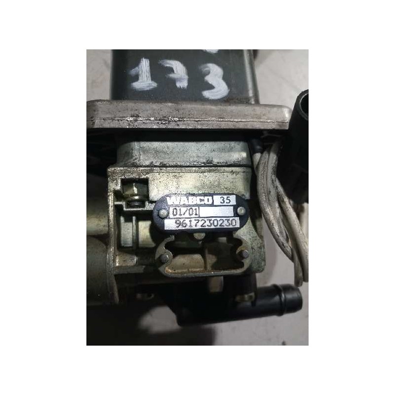 Recambio de palanca freno de mano para iveco eurocargo 7.7 diesel referencia OEM IAM 500303739 96172300230 WABCO - Rojo 2
