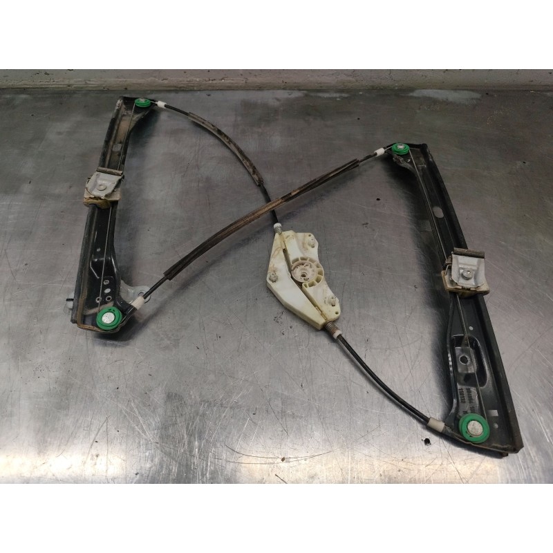 Recambio de elevalunas delantero derecho para volkswagen golf v (1k1) 1.9 tdi referencia OEM IAM - Negro 3