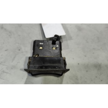 Recambio de mando elevalunas delantero derecho para renault magnum ab diesel referencia OEM IAM   