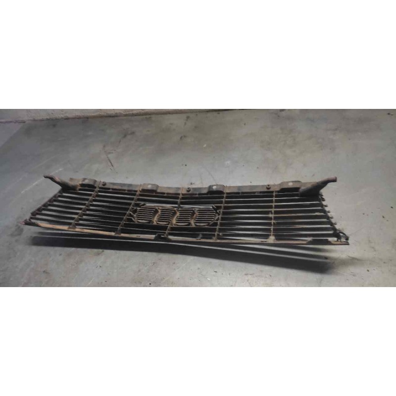 Recambio de rejilla delantera para audi 100 (431/433/435) 2.0 referencia OEM IAM 443853655C 2