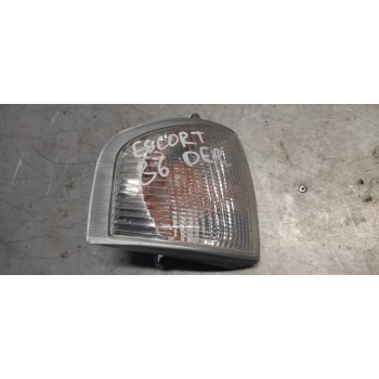 Recambio de piloto delantero derecho para ford escort berlina 1.3 referencia OEM IAM   