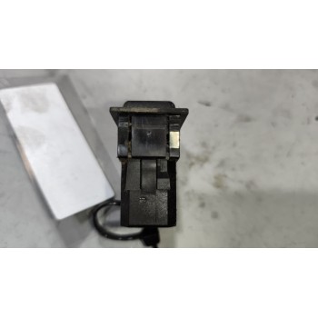 Recambio de mando elevalunas delantero izquierdo para renault magnum ab diesel referencia OEM IAM   