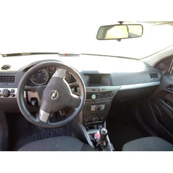 opel astra h berlina del año 2006