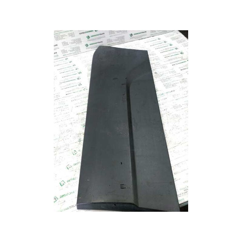 Recambio de molduras traseras para peugeot bipper básico referencia OEM IAM  IZQUIERDA - Blanco 2