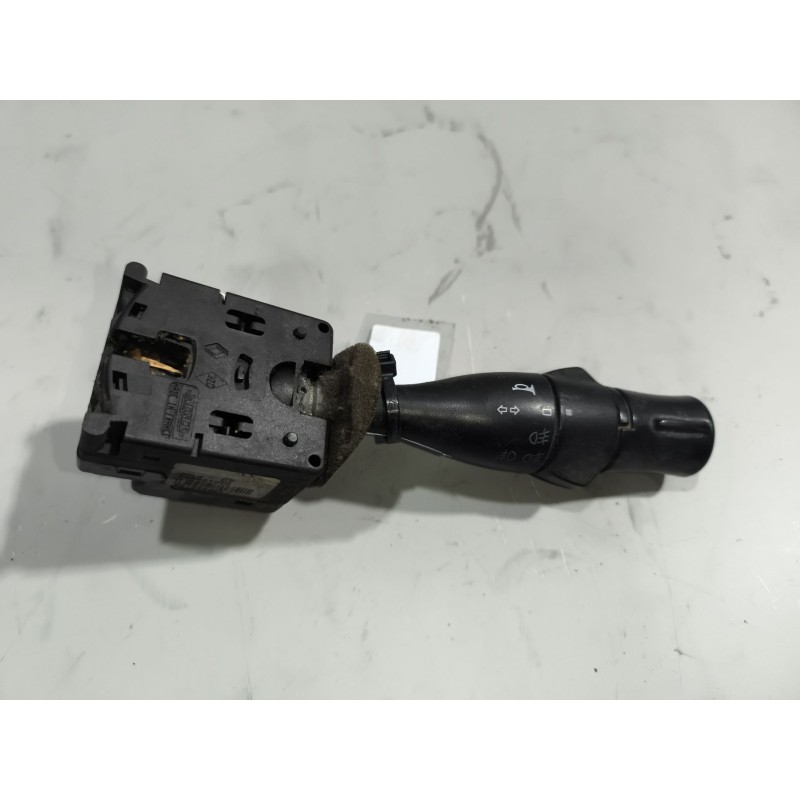 Recambio de mando intermitentes para renault magnum ab diesel referencia OEM IAM 5010589561  