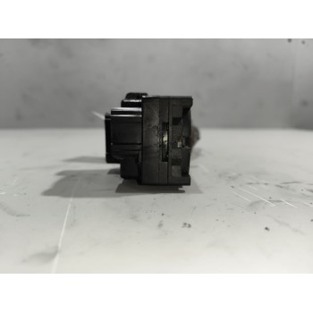 Recambio de mando intermitentes para renault magnum ab diesel referencia OEM IAM 5010589561  