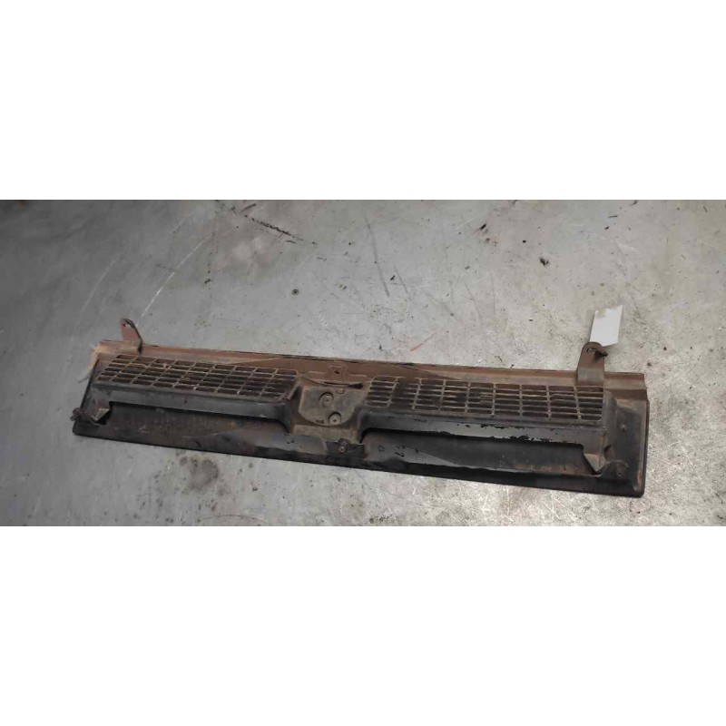 Recambio de rejilla delantera central para seat toledo (1l) base referencia OEM IAM 1L0853655 2