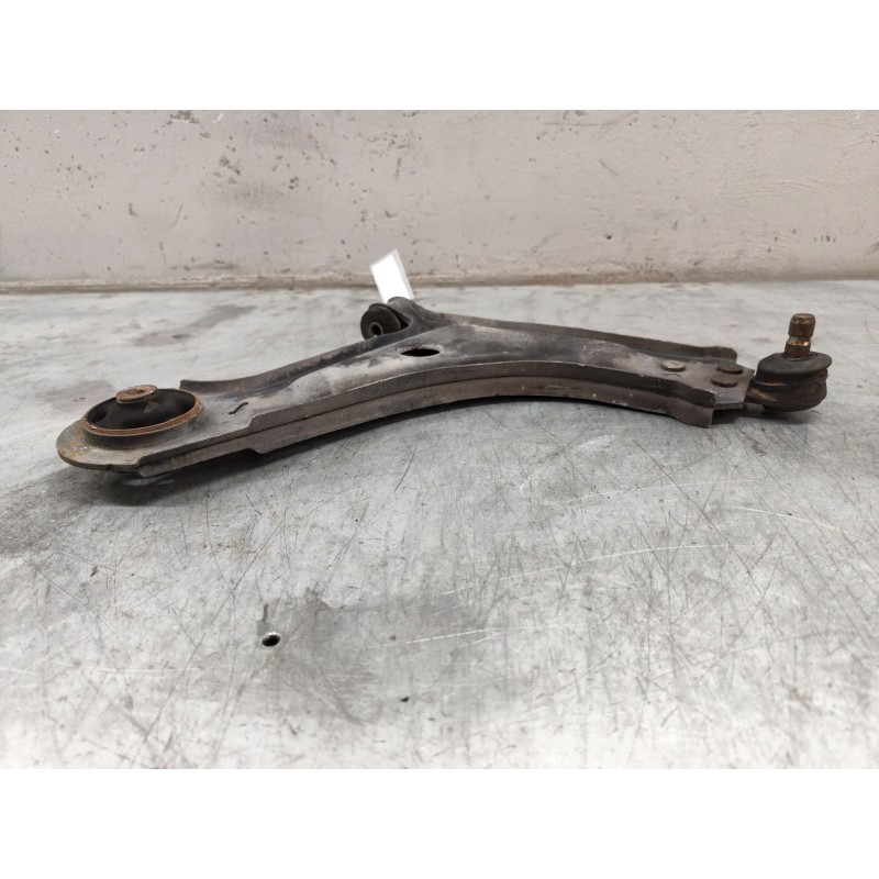 Recambio de brazo suspension inferior delantero derecho para chevrolet tacuma se referencia OEM IAM - Azul 3