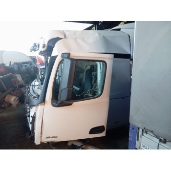 mercedes-benz actros bm 963.xxx 2-achser del año 2015
